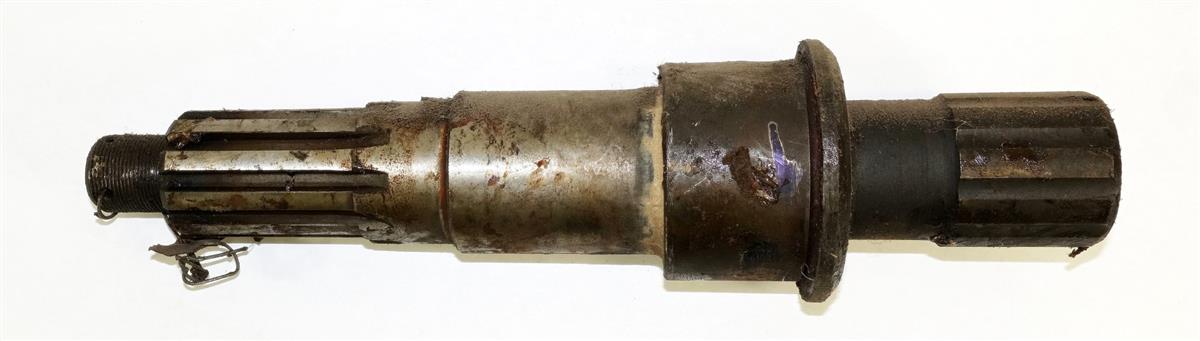 M35-666 | 2530-00-737-2011 Transfer Case Output Shaft for M35 and M35A1 with T136-21 Transfer Case NOS (6).JPG