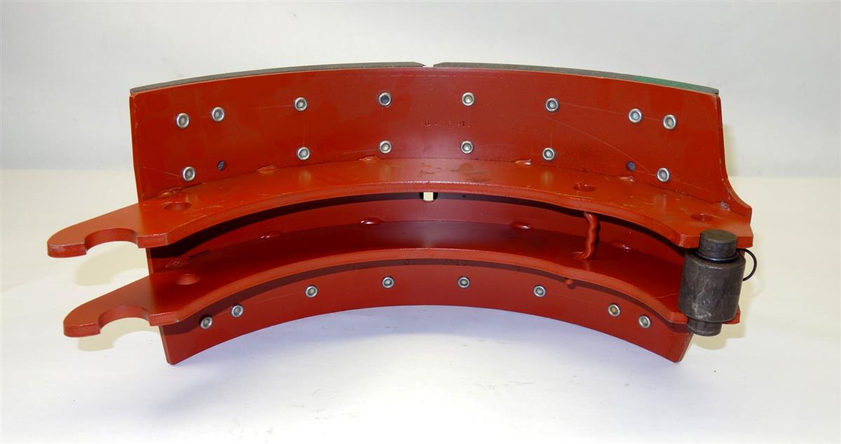 M9-6117 | 2530-01-071-9891 Brake Shoe with Roller M915 Truck Tractor NOS (6).JPG