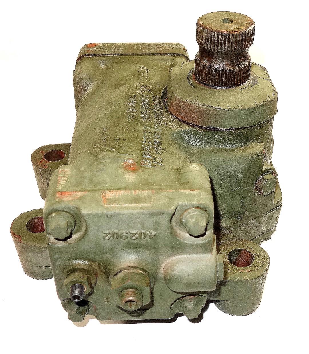 9M-101 | 2530-01-119-8710 Hydraulic Power Steering Gear Box (3).JPG