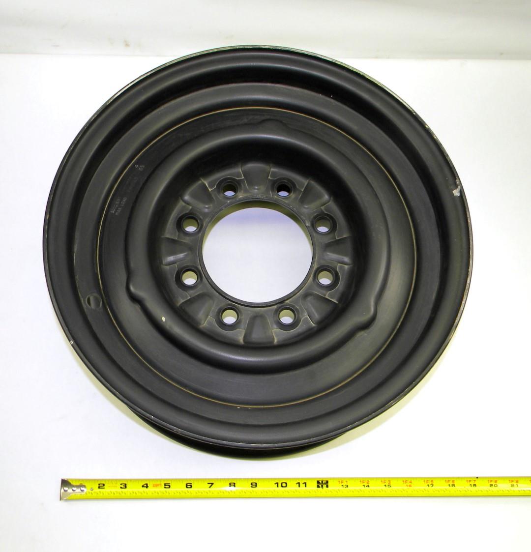 SP-1770 | 2530-01-154-6952 8 Lug Nut Rim 16 x 6.5 for M1008, M1009, M1010, M1028, and M1031 CUCV 1 14 Ton  (3).JPG