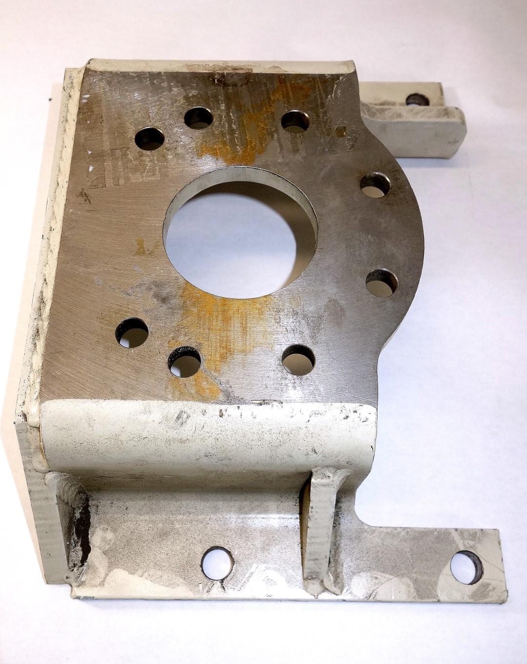 HEM-227 | 2530-01-346-0044 Steering Column Support (4).JPG