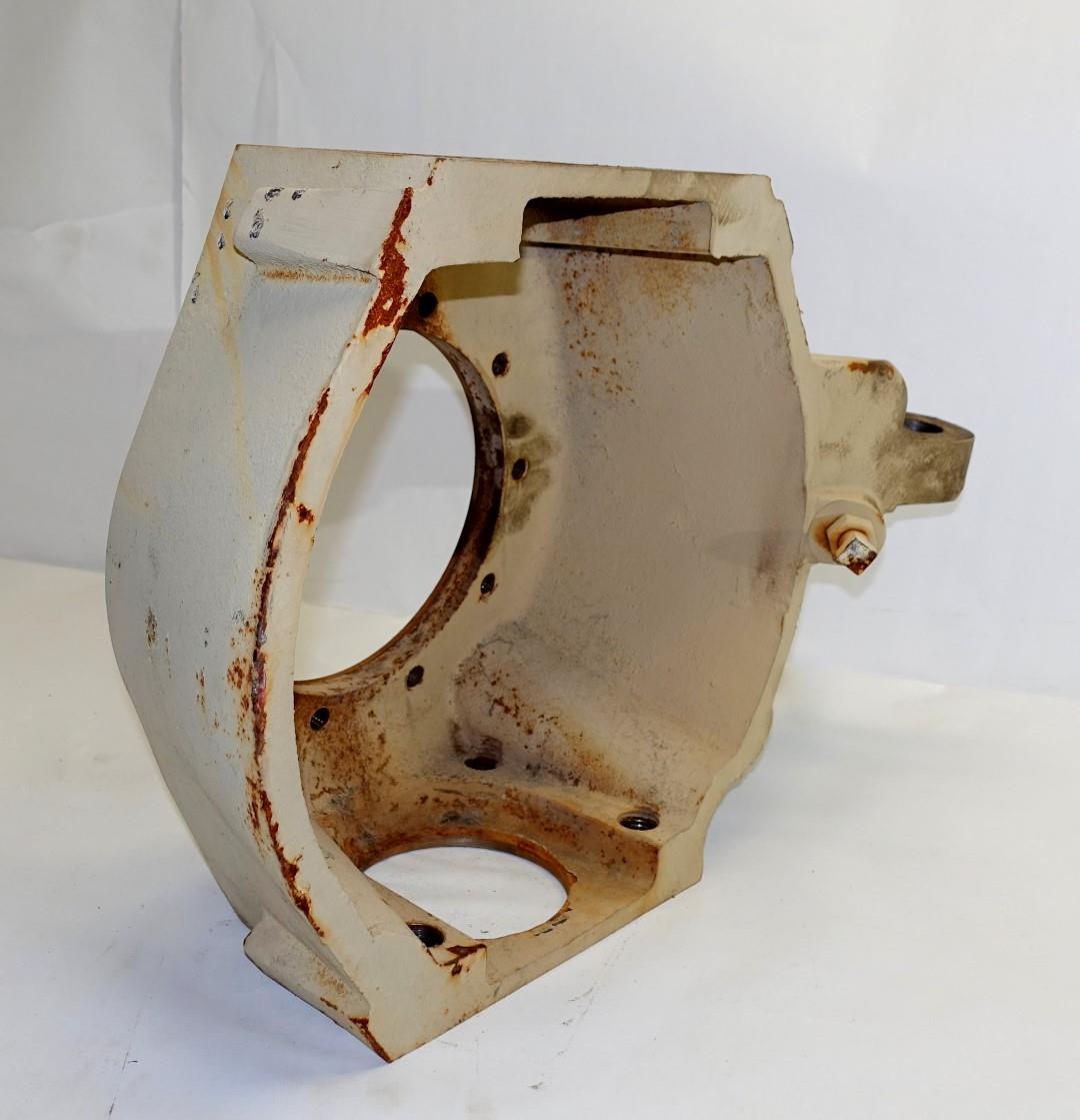 FM-245RIGHT | 2530-01-363-2388 Right Hand Steering Knuckle for LMTV and MTV NOS Take Out (3).JPG