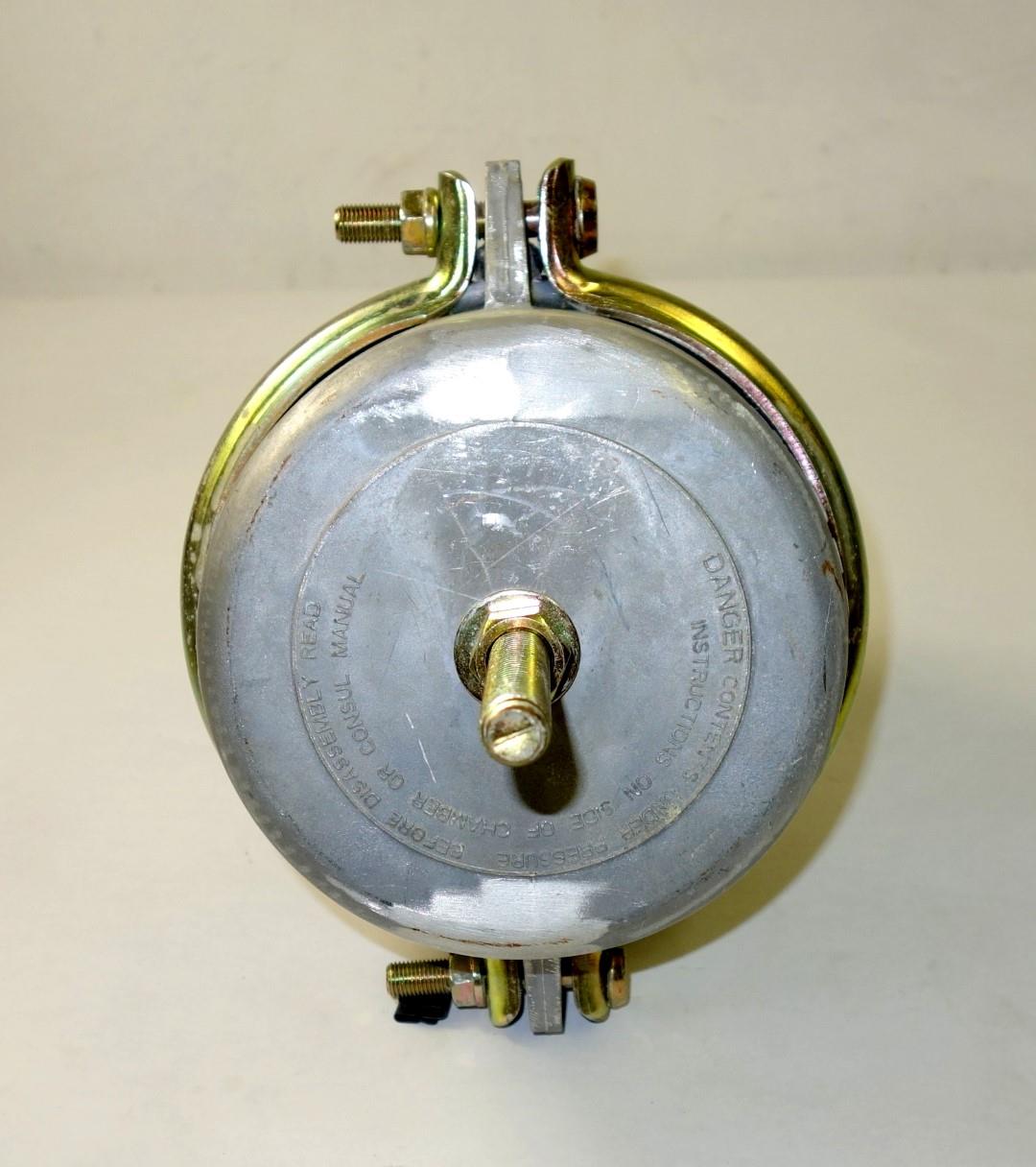 FM-230 | 2530-01-394-8332 Rear Air Brake Chamber for LMTV and FMTV Trucks NOS (8).JPG