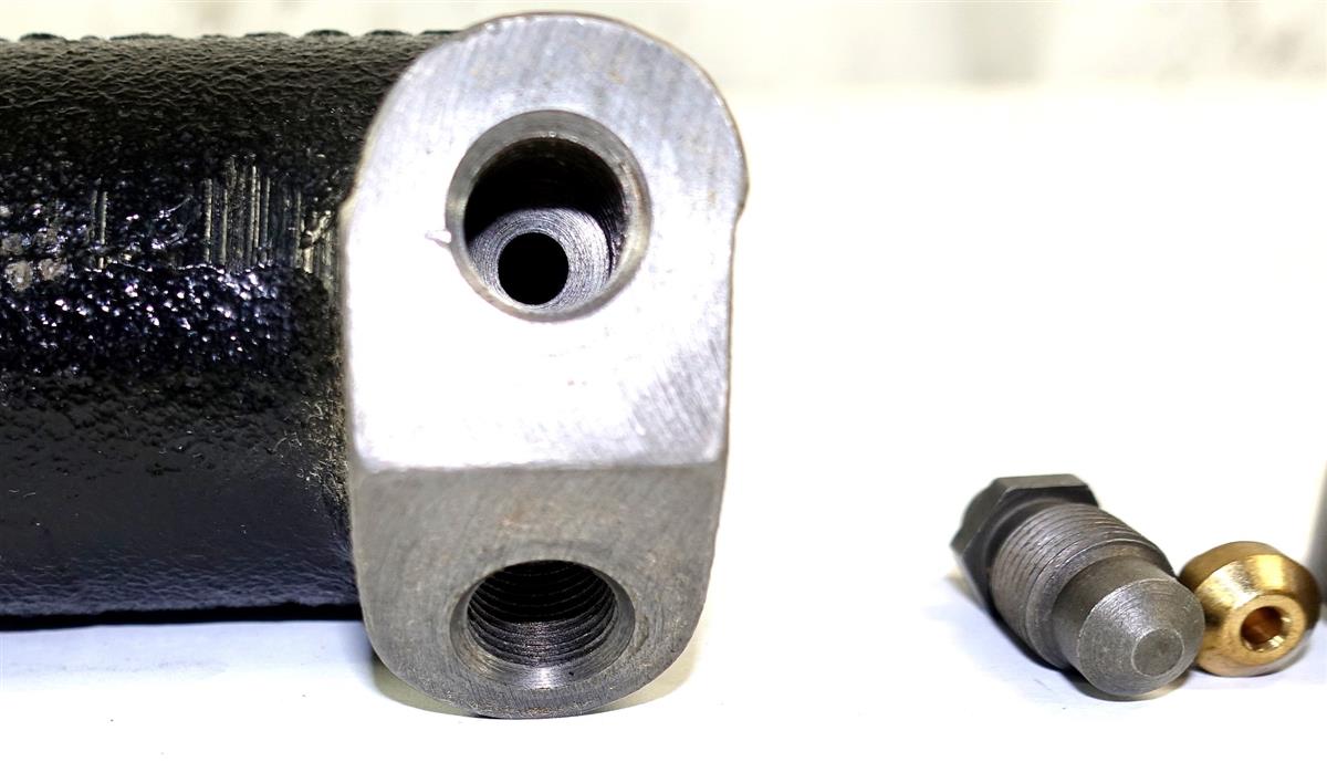 SP-1991  | 2530-01-497-9187 Hydraulic Brake Cylinder Kit NOS  (4) (Large).JPG