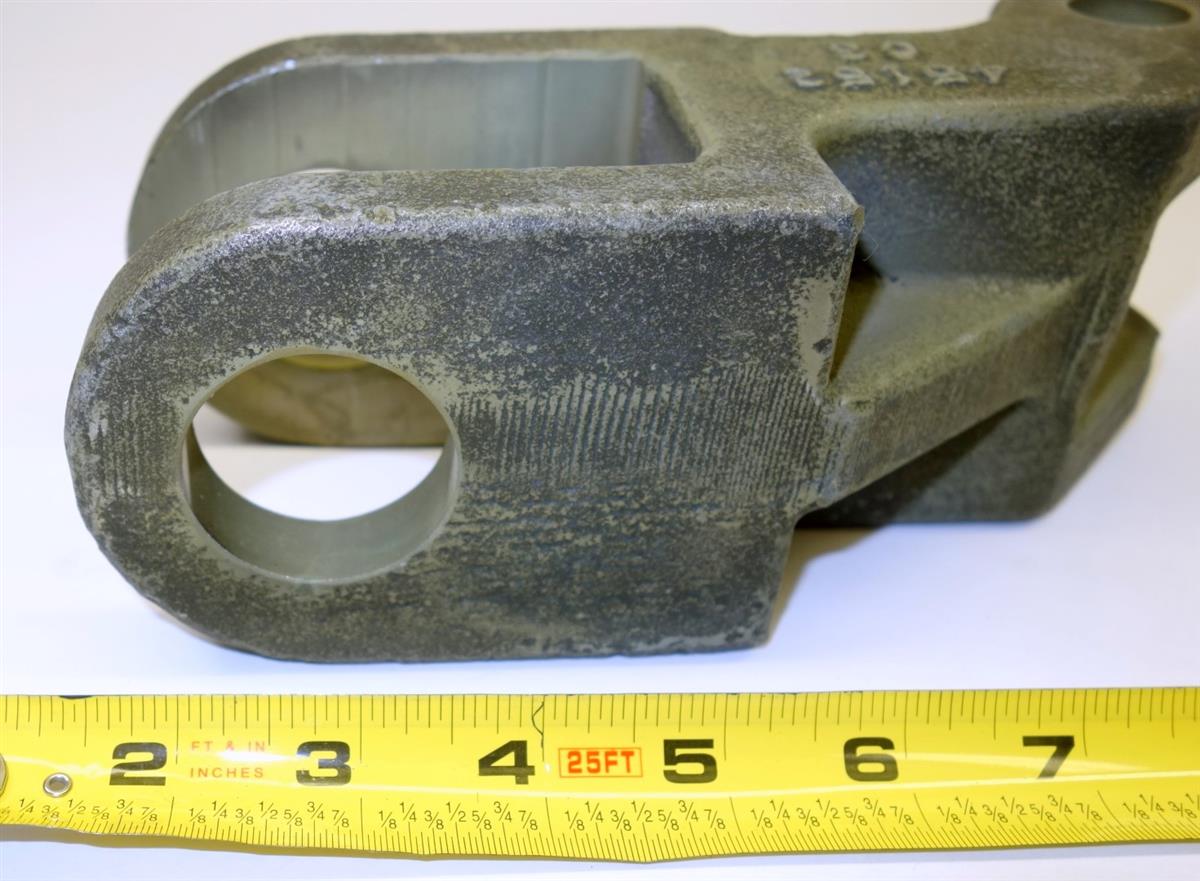 HEM-213 | 2530-01-520-6537 HMMWV Tow Bar End Adapter for Oshkosh MK36 LVSR and MRAP M-ATV NOS (7).JPG