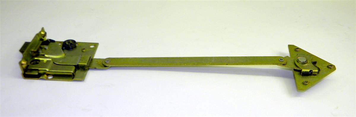 COM-5210R | 2540-00-737-3277 Door Lock Operator, Right Side Military Surplus  for M35, M54, M809, M939 A1A2 Series Trucks NOS.  (11).JPG