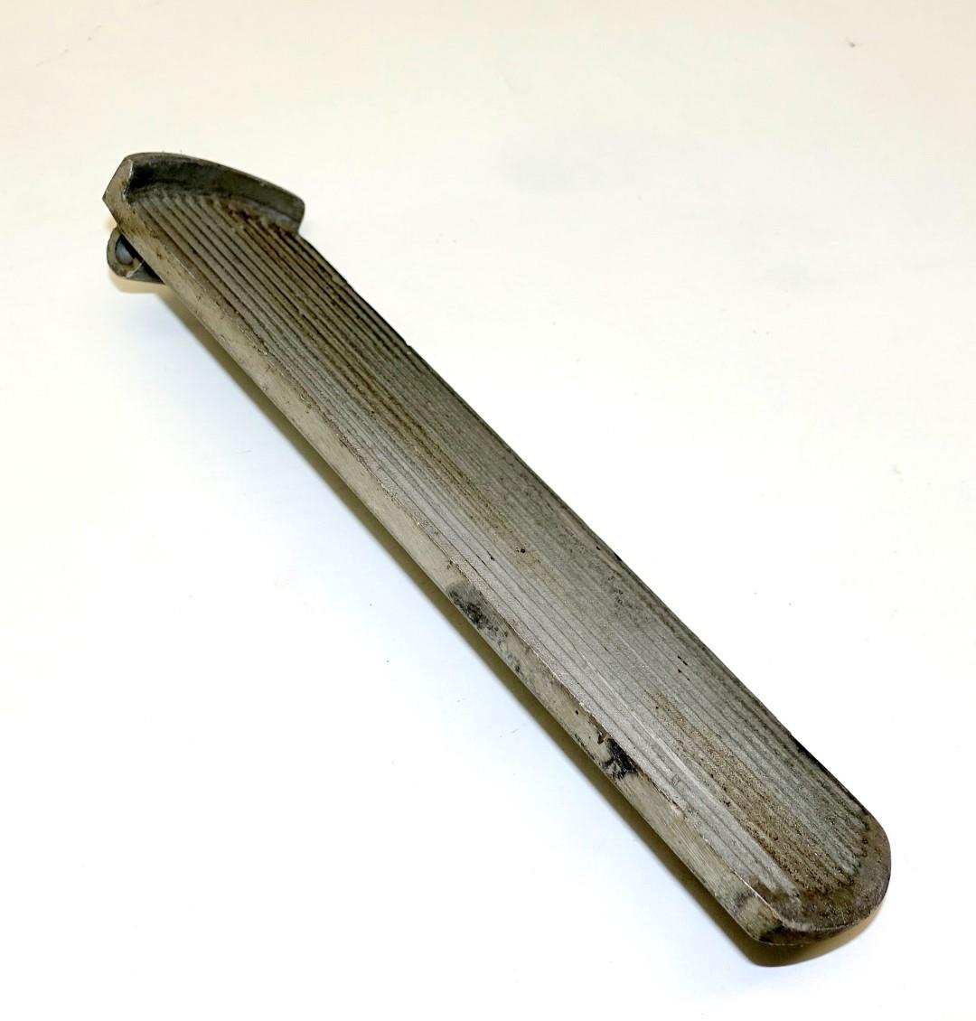 COM-5258 | 2540-00-753-9114 Gas - Accelerator Pedal Control  USED (1).JPG