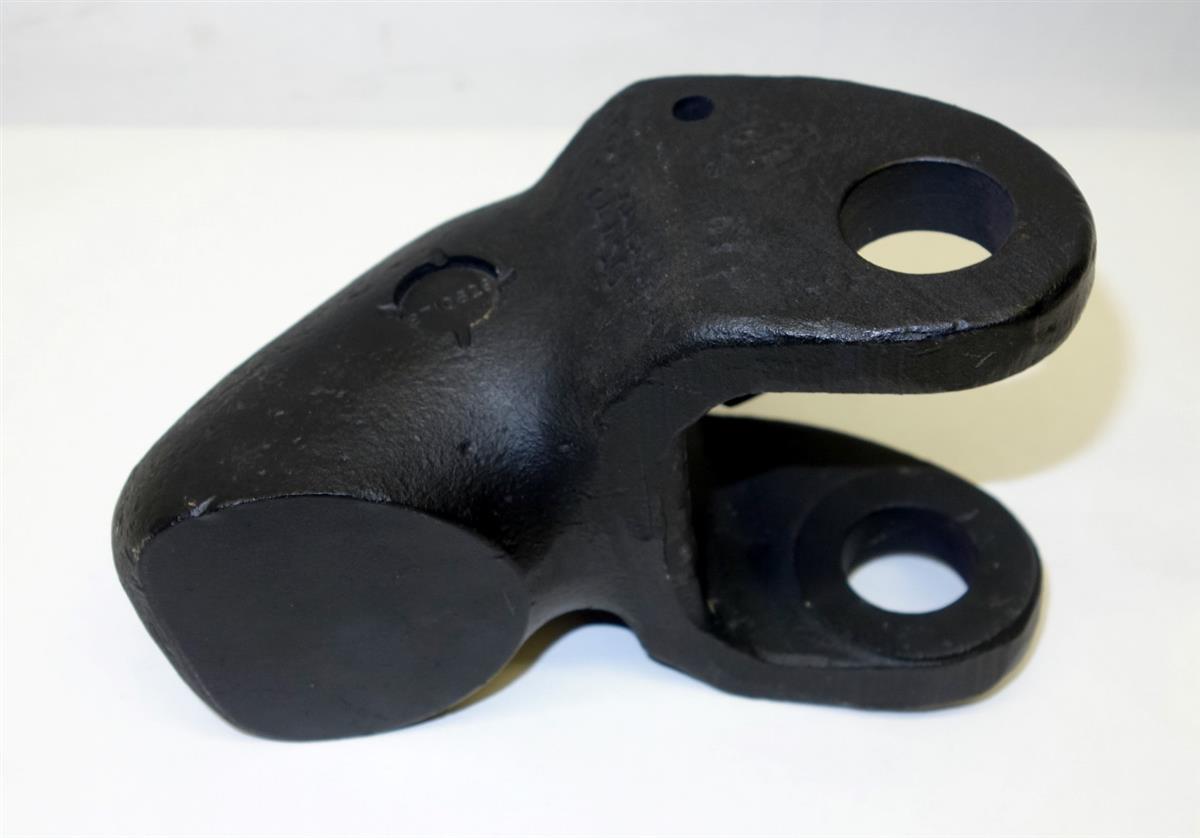 COM-5231 | 2540-01-151-5703 Pintle Hook Latch  (1).JPG