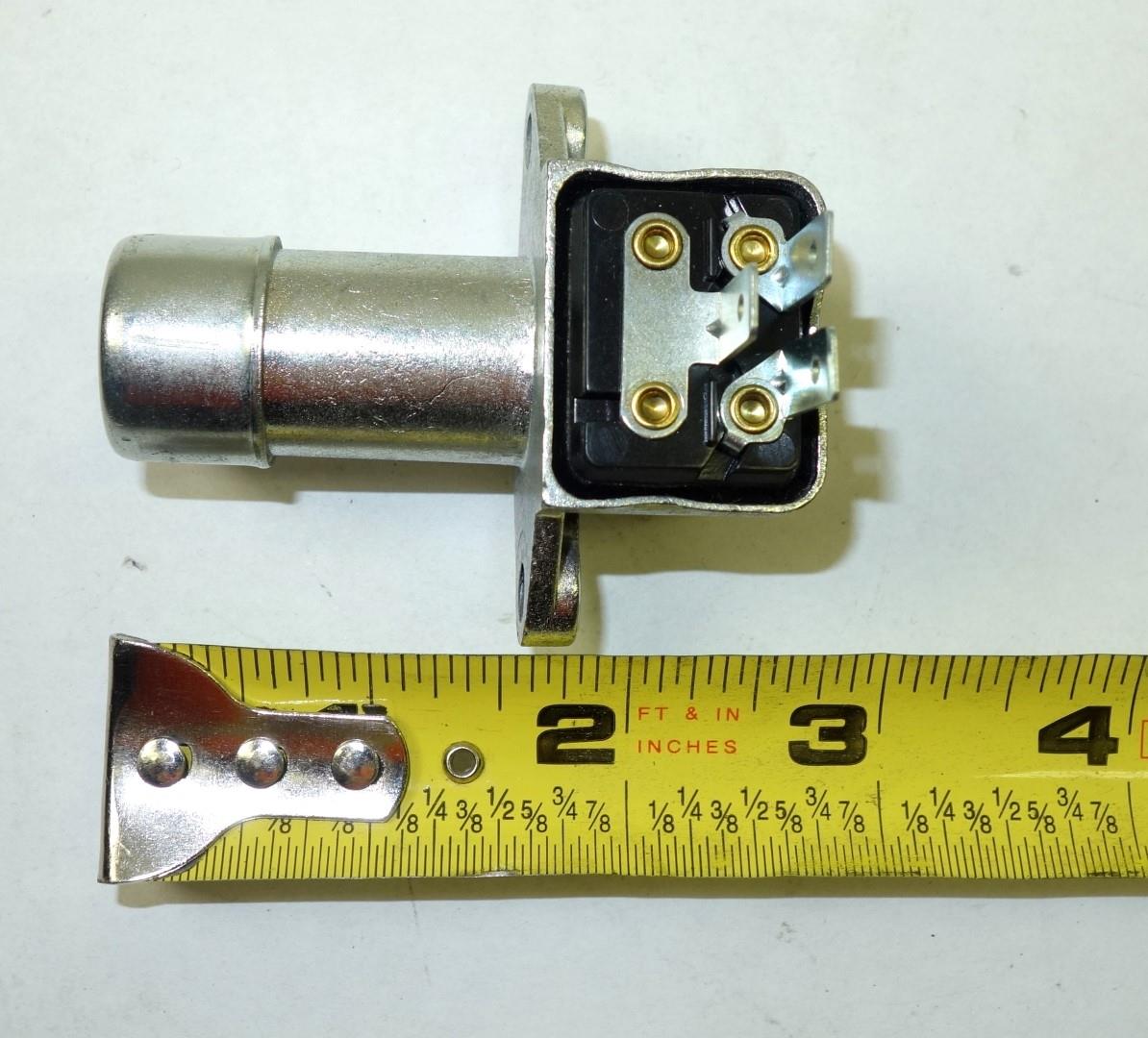 M9-6102 | 2590-01-163-7671 Headlight Beam Selecting Switch (9).JPG