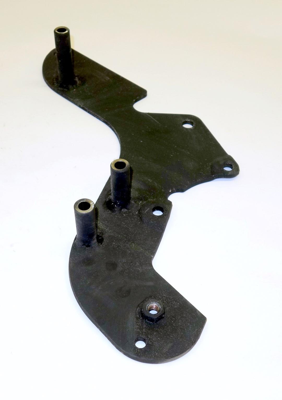 HM-720 | 2590-01-444-5046 Air Conditioner Compressor Idler Pulley Bracket for HMMWV M1114 NOS (3).JPG