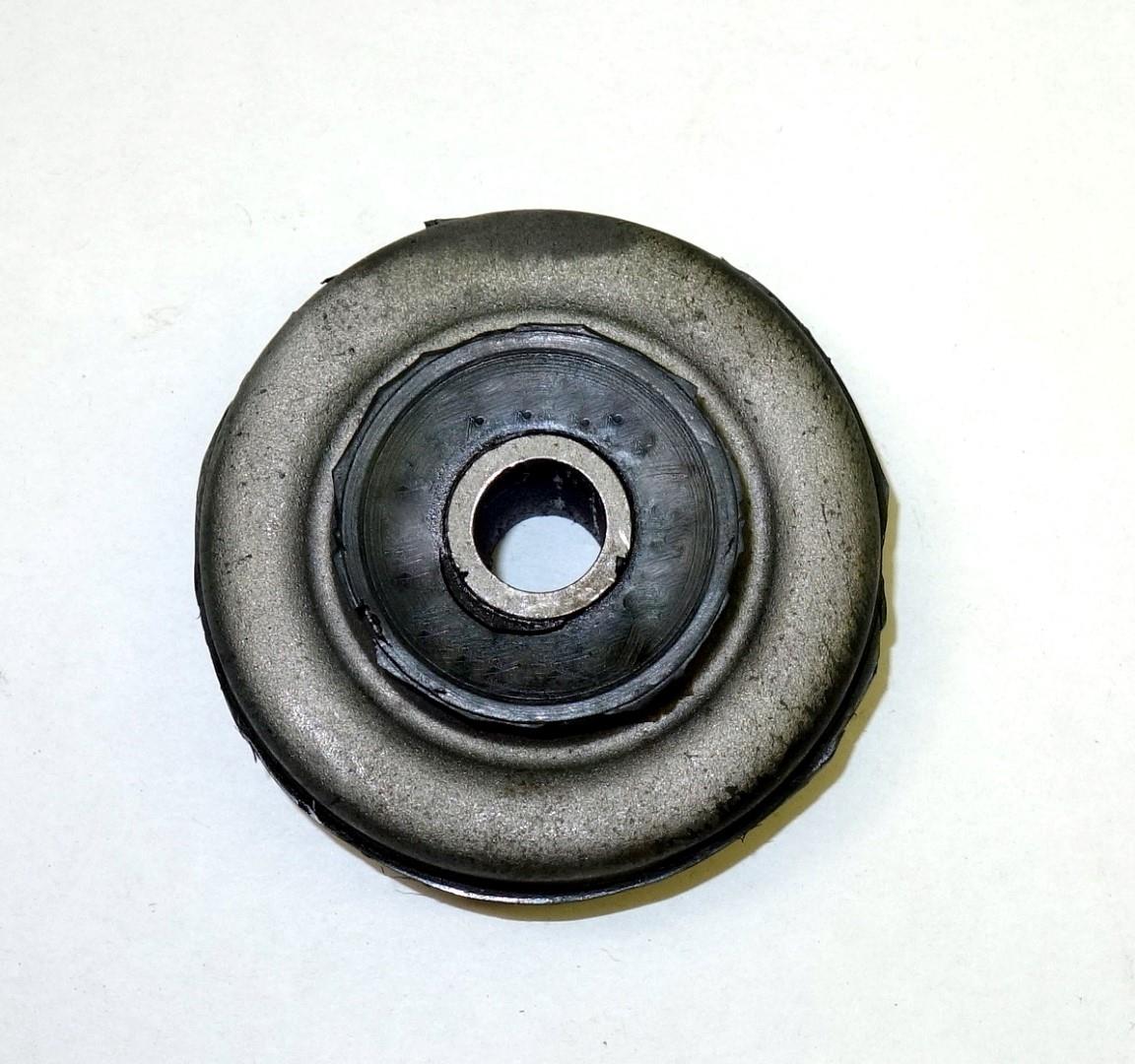 5T-856 | 2805-00-741-8965 Rear Engine Mount for M809 M939 and M939A1 Trucks with Cummins NHC 250 Engine NOS (4).JPG