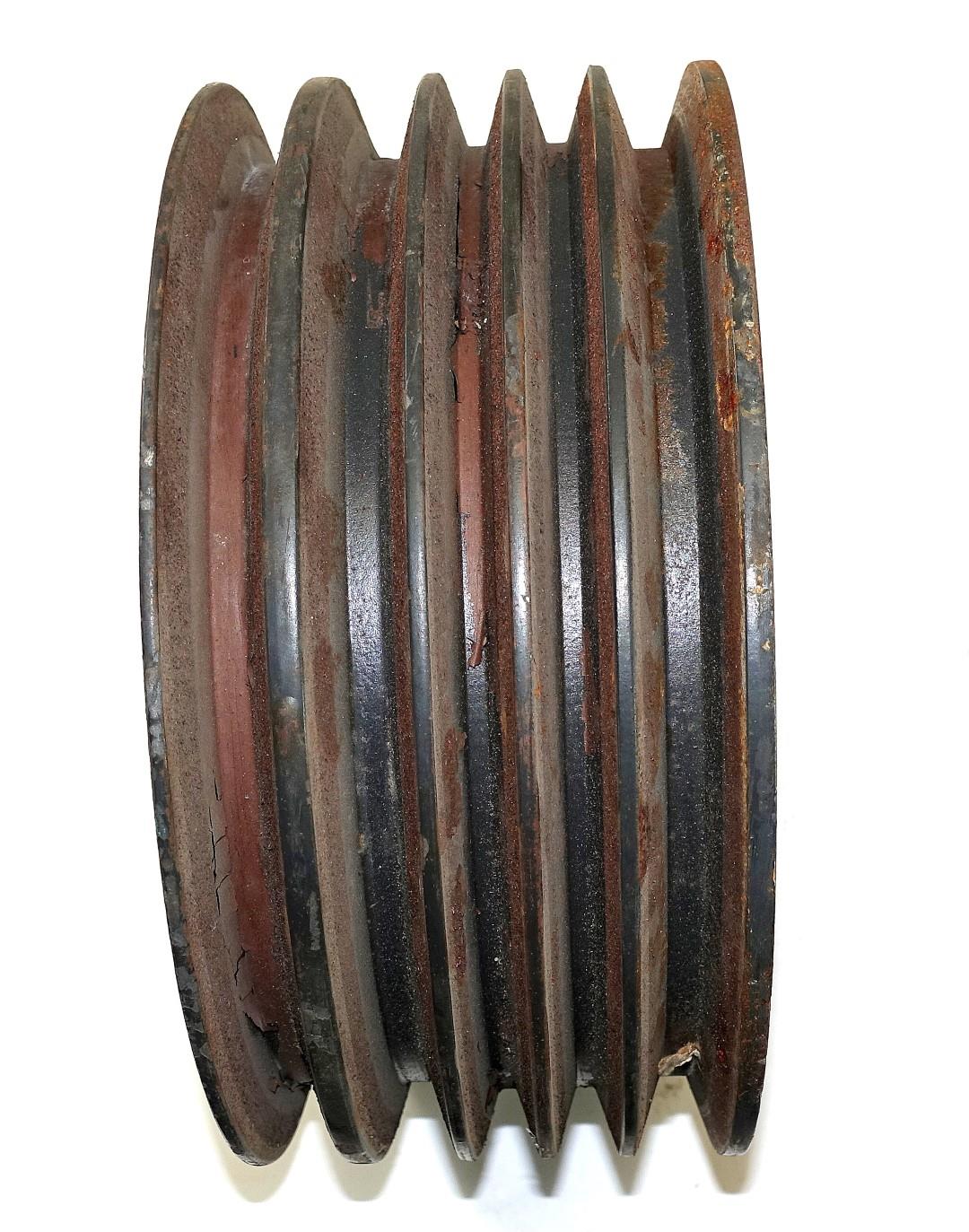 5T-896 | 2815-01-114-7400 Acessory Drive pulleys  (2) (Large).JPG