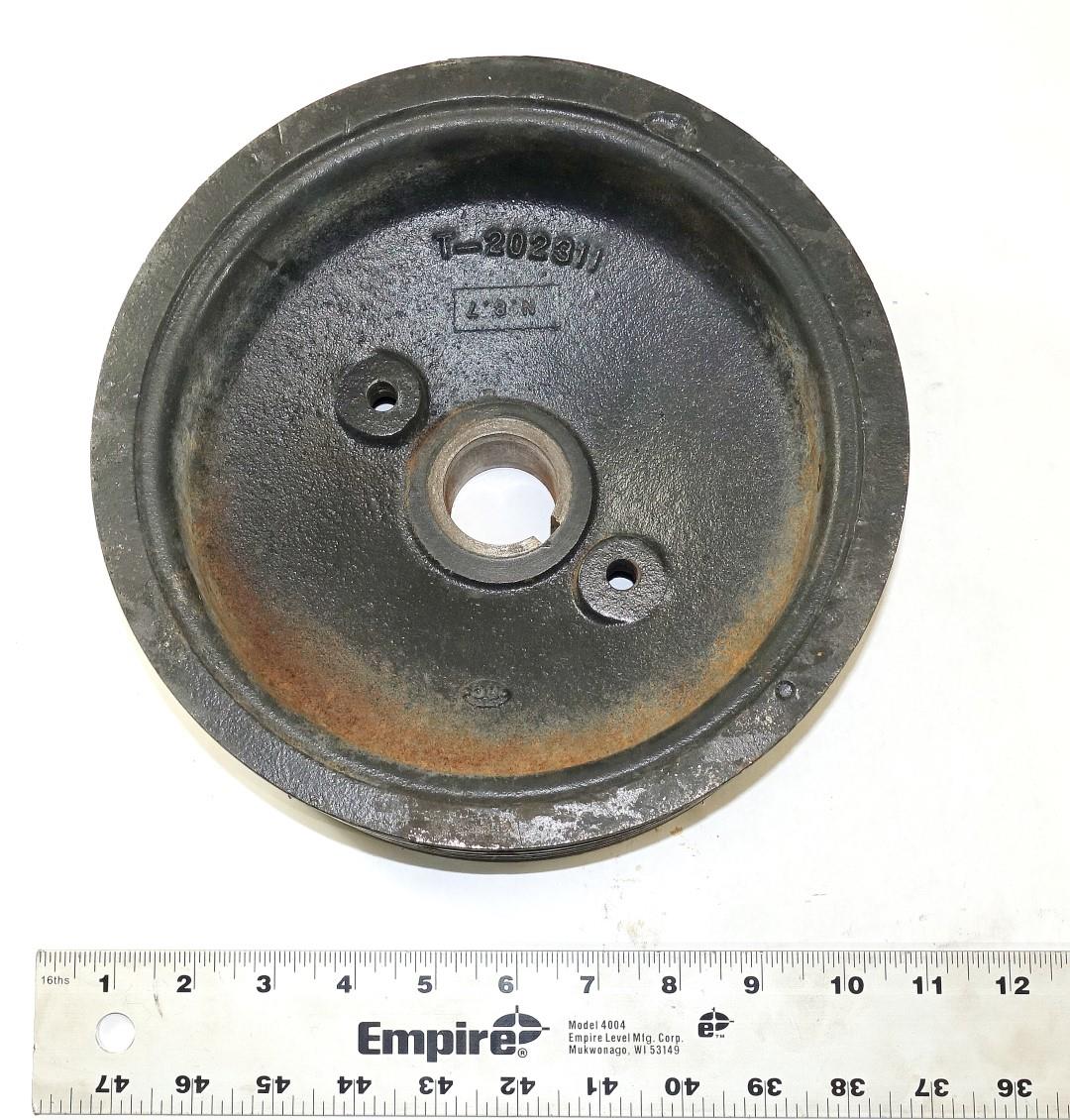5T-896 | 2815-01-114-7400 Acessory Drive pulleys  (4) (Large).JPG