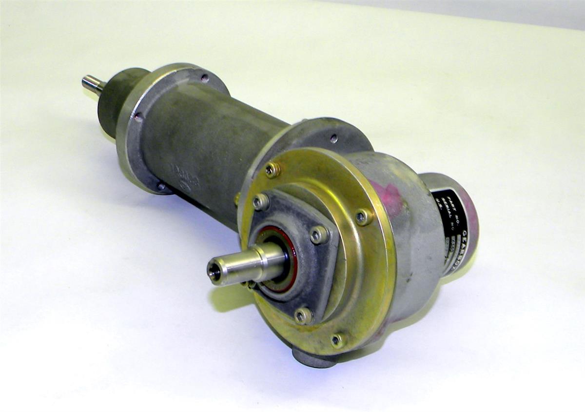 SP-1716 | 2835-01-136-4356 Turbine Accessory Drive Gearbox for M1 Abrams Tank NOS (6).JPG