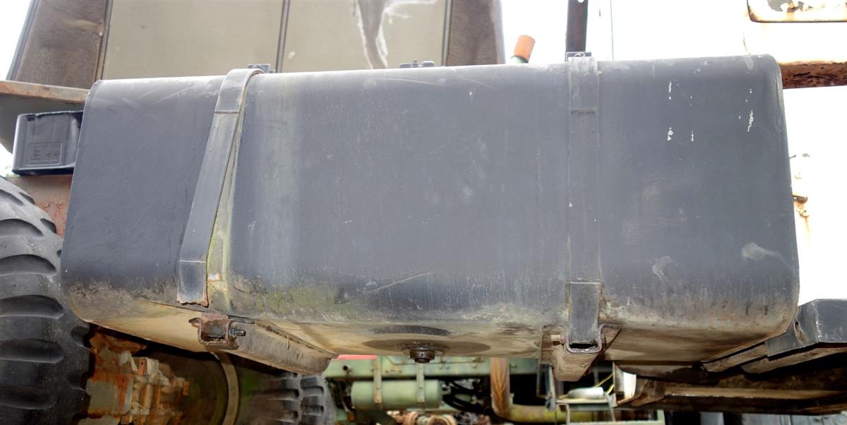 M35-213 | 2910-00-492-6062 Fuel Tank for M35A2 Series USED (2).JPG