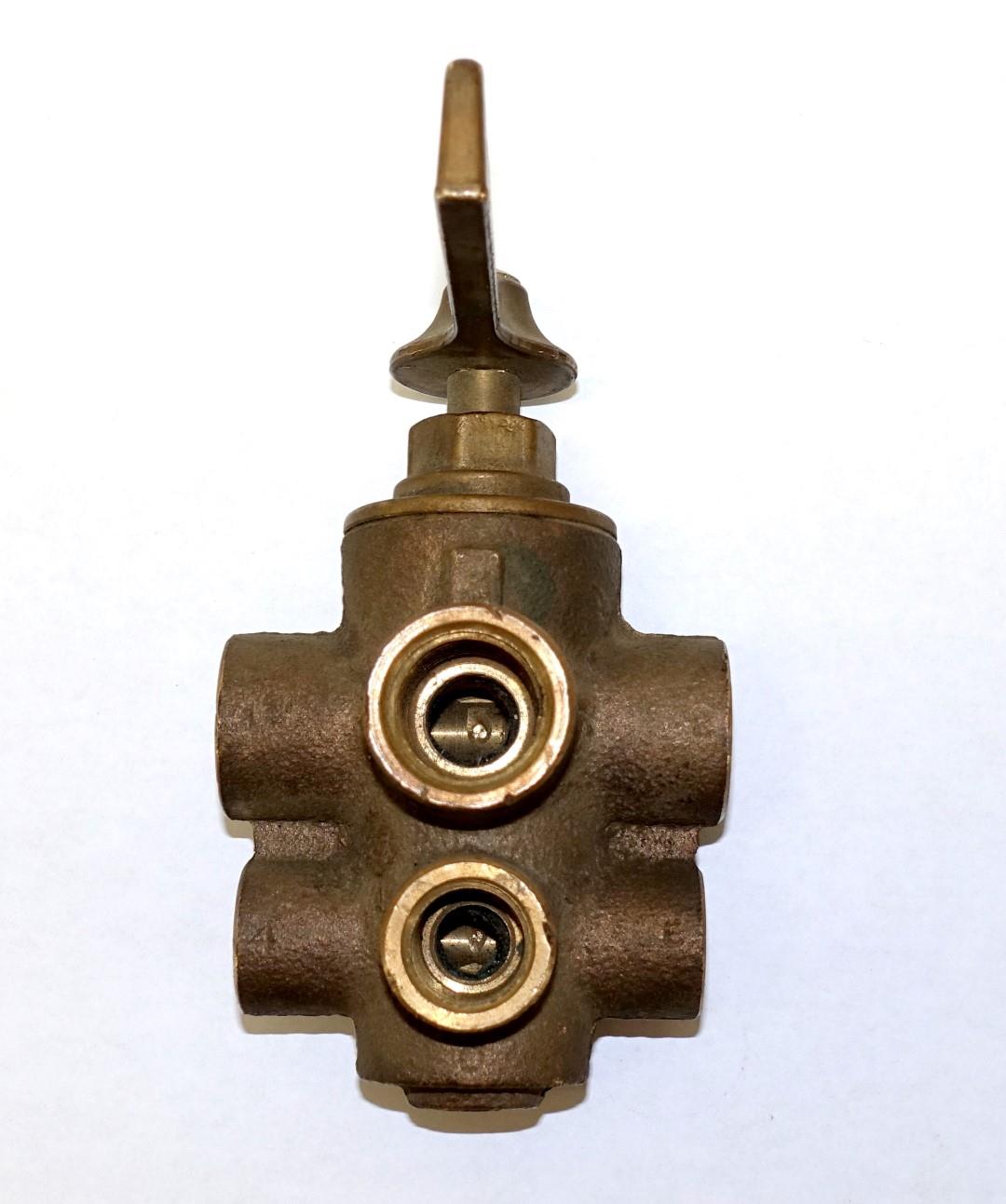 5T-778 | 2910-00-977-5495 Full Tank Diverter Valve for M809 Series M939 Series NOS (3).JPG