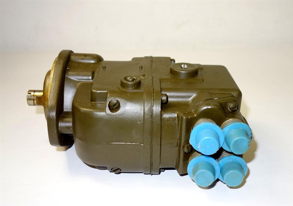 SP-1871 | 2920-00-781-4300 4 Cylinder Magneto for 4A084-2, 4A084-3, and 4A084-4 10 KW Generator (11) NOS.JPG