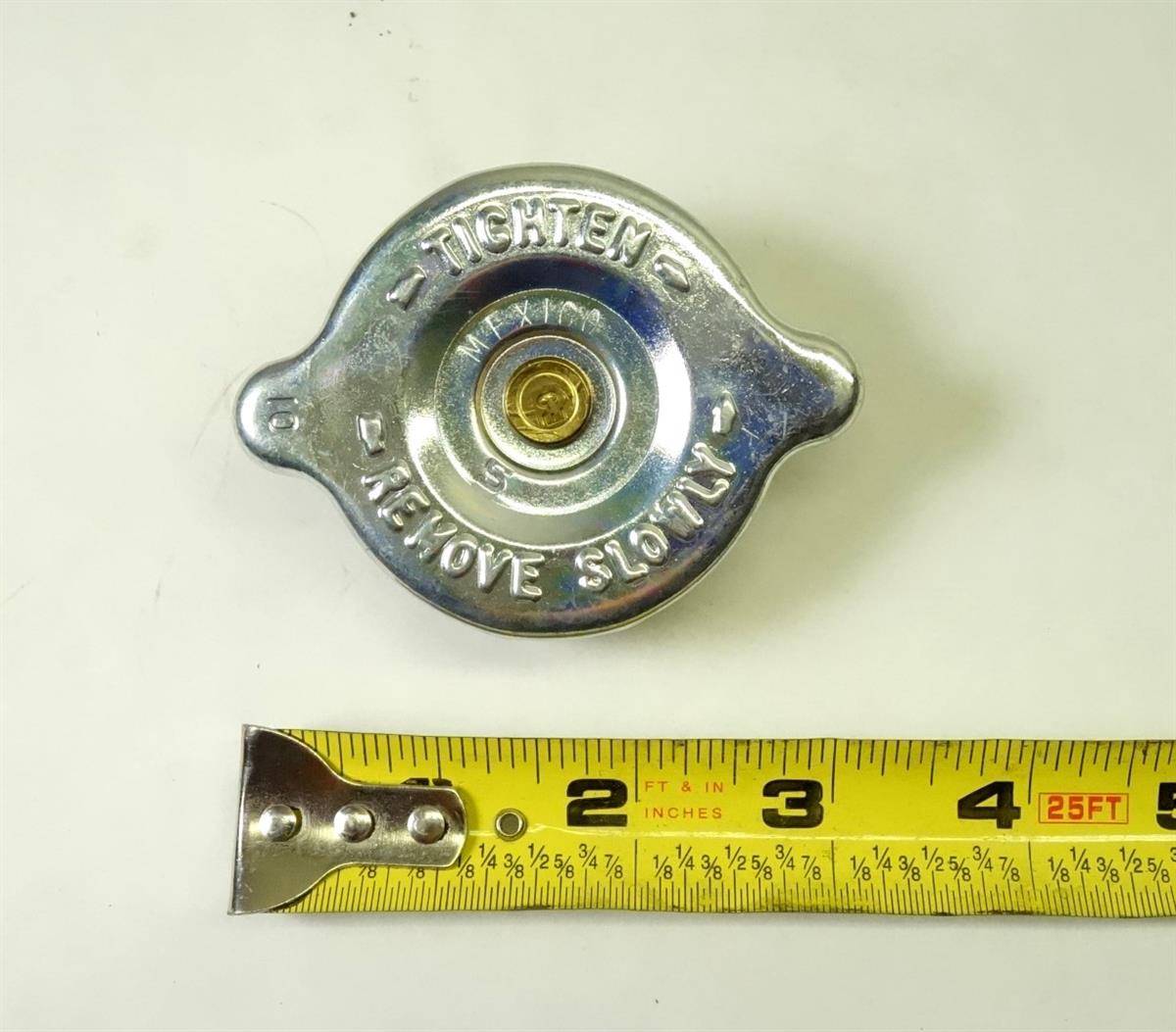 M9-6114 | 2930-01-105-7526 M915 Series Radiator Cap (1).JPG