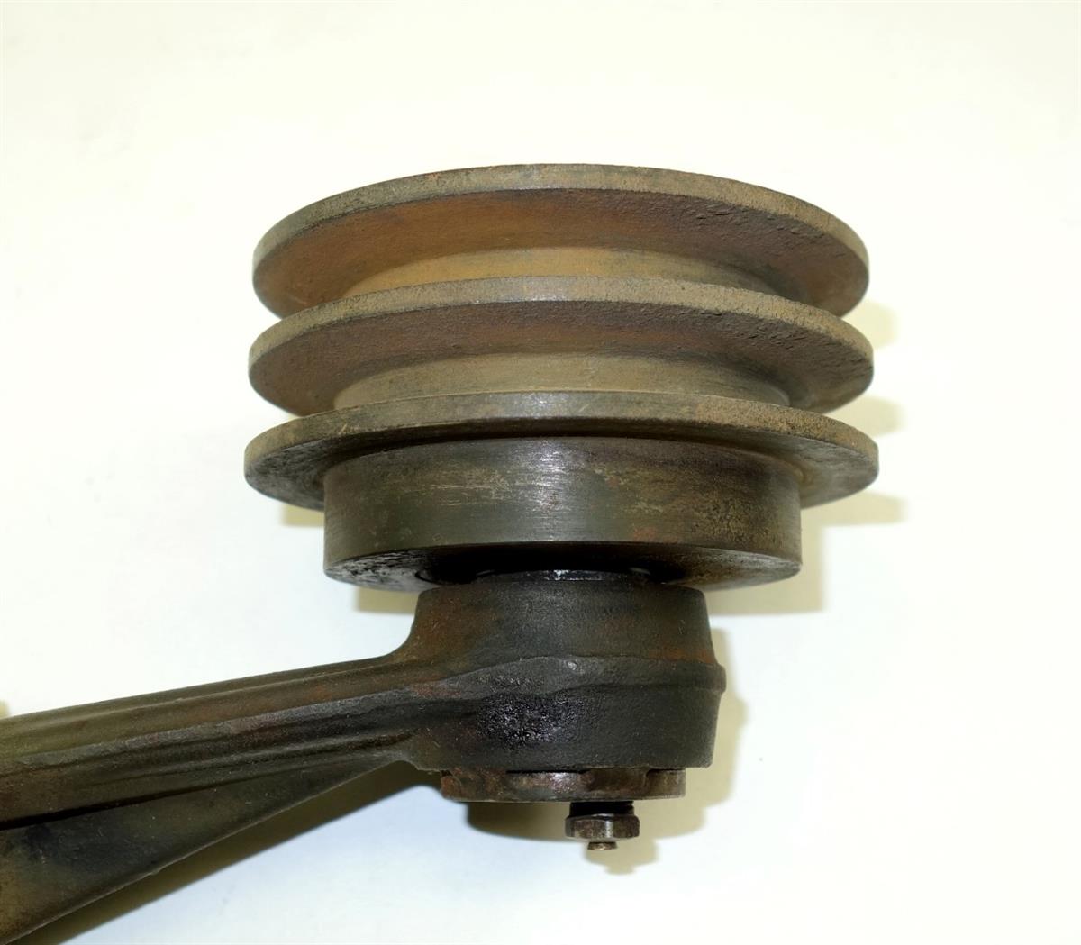 5T-855 | 3020-00-782-4157 Fan Idler Pulley Assembly for M656 M757 M791 with LDS-465-2 Engine NOS (6).JPG