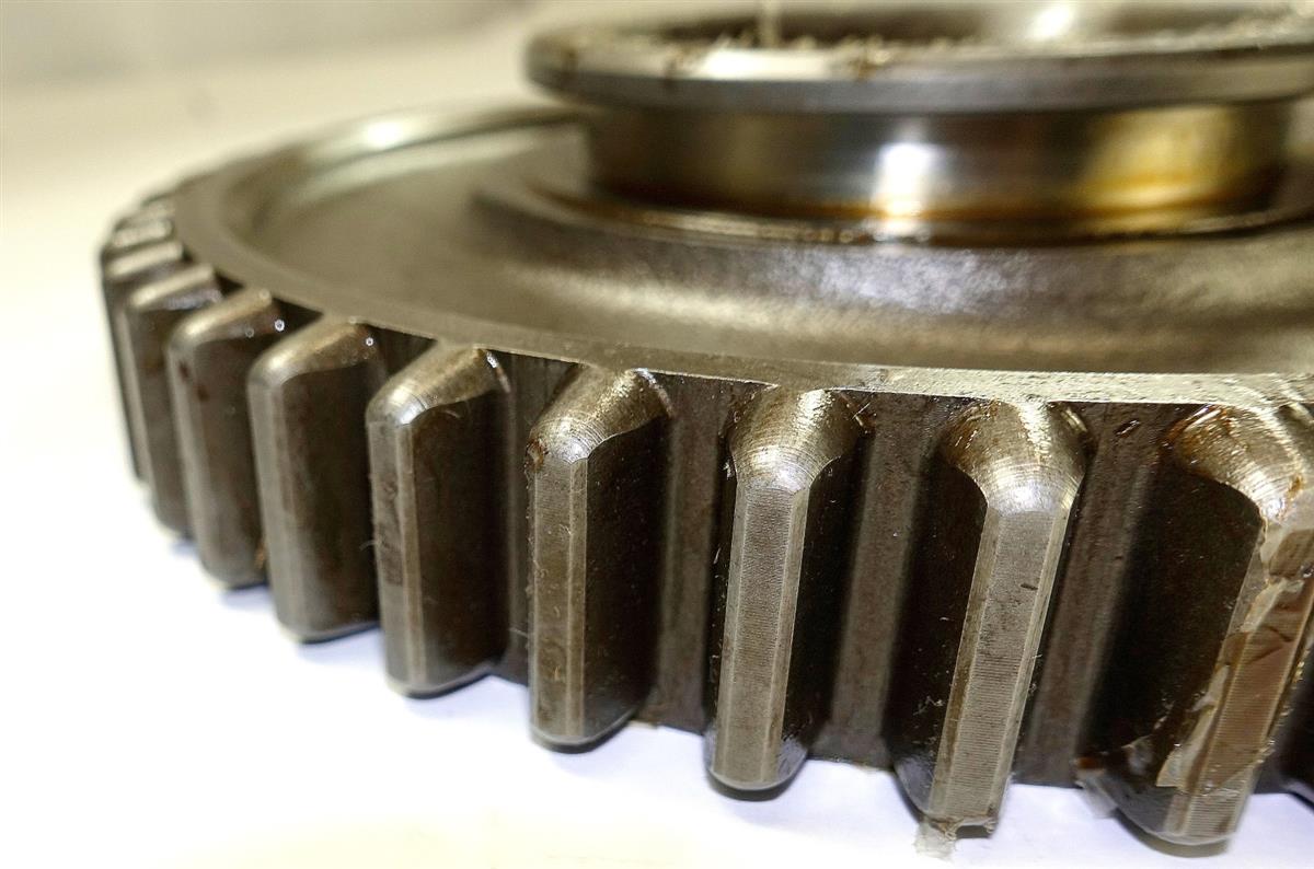 M35-670 | 30250-00-752-1006 Spicer 3053a 1st and Reverse Gear (3) (Large).JPG