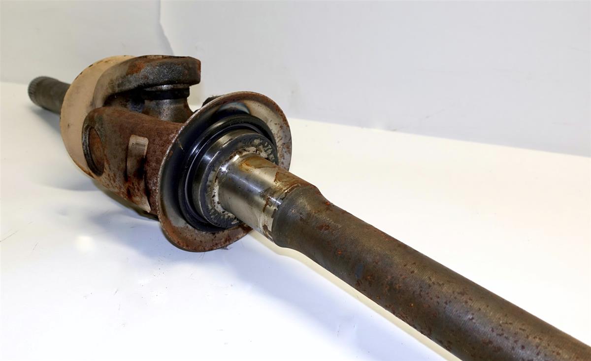 FM-248 | 3040-01-363-8153 Left Front Driver SIde U Joint Style Axle Shaft for LMTV FMTV and MRAP Caiman NOS good take (7).JPG