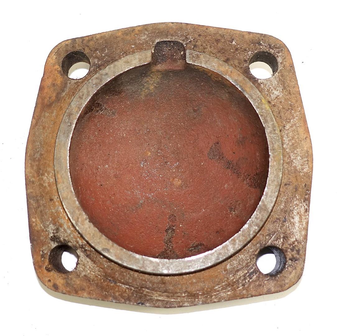 5T-910  | 3110-00-734-6759 M809 5-Ton Transfer Case Bearing plate NOS (1) (Large).JPG