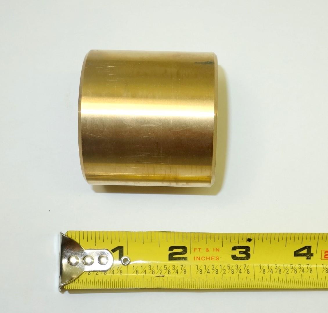 FM-225 | 3120-01-131-2083 Inner Front Axle Bushing for LMTV and FMTV Trucks NOS (9).JPG