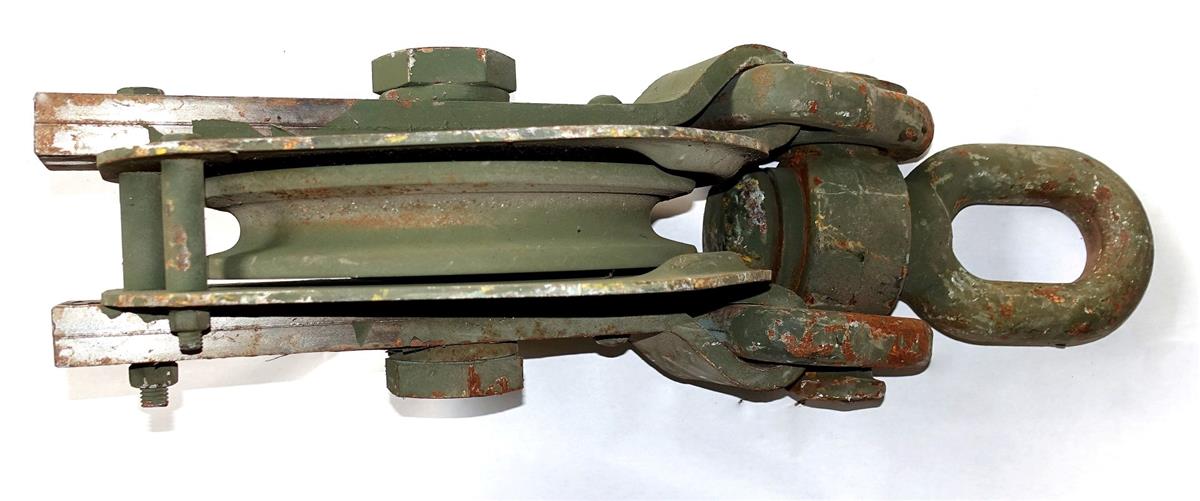 5T-923  | 3940-00-899-1352 M816 Wrecker Snatch Block (1) (Large) (Large).JPG