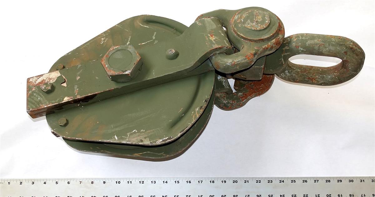 5T-923  | 3940-00-899-1352 M816 Wrecker Snatch Block (3) (Large) (Large).JPG