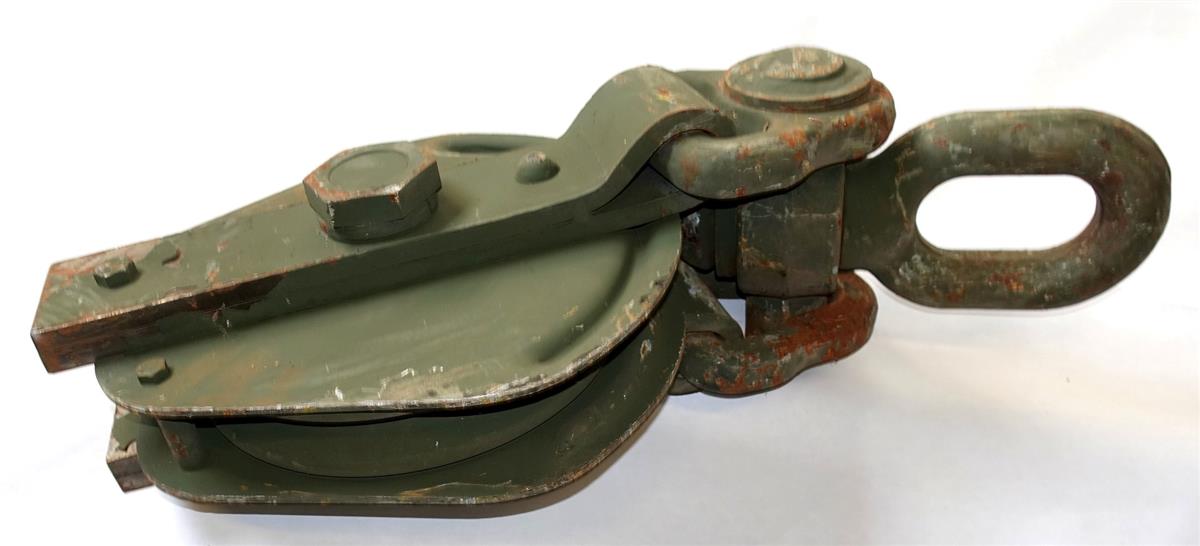 5T-923  | 3940-00-899-1352 M816 Wrecker Snatch Block (4) (Large) (Large).JPG