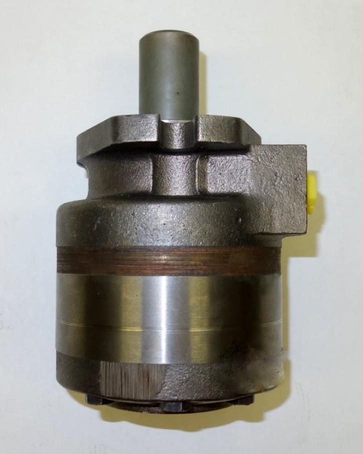 M35-659 | 4320-01-441-7669 Hydrolic Winch Motor (3).JPG