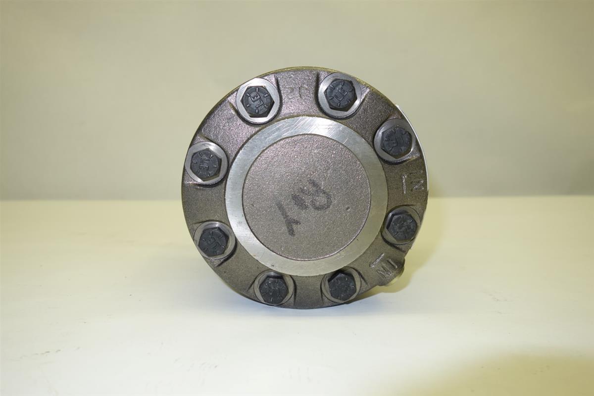 M35-659 | 4320-01-441-7669 Hydrolic Winch Motor (4).JPG