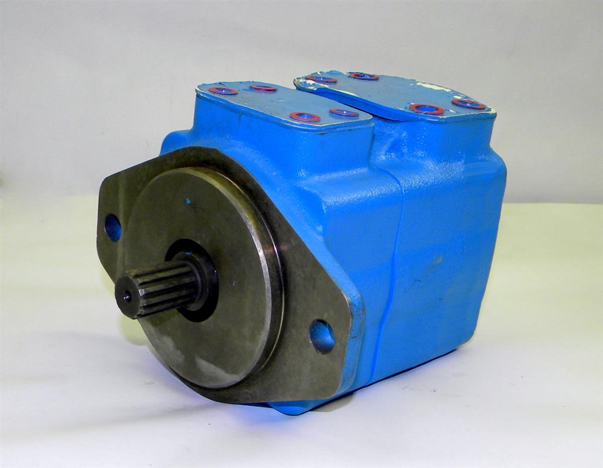 9M-818 | 4320-01-521-6943 Eaton Vickers Hydraulic Vane Pump for M29, M930, M936 Series 5 Ton NOS (6).JPG