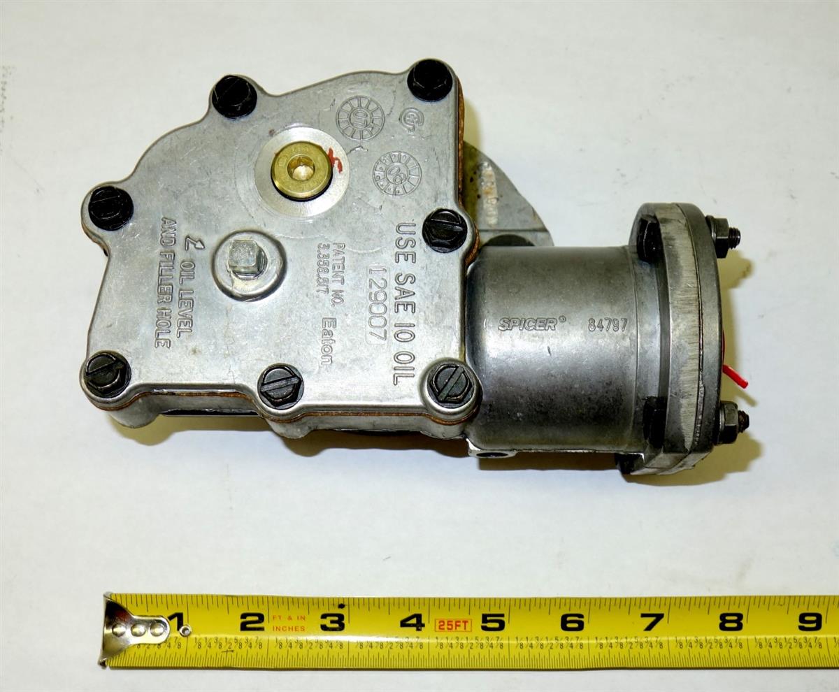 HEM-211 | 4420-01-181-6293 Differential Lock Inter Axle Shift Unit for MK48 NOS (4).JPG