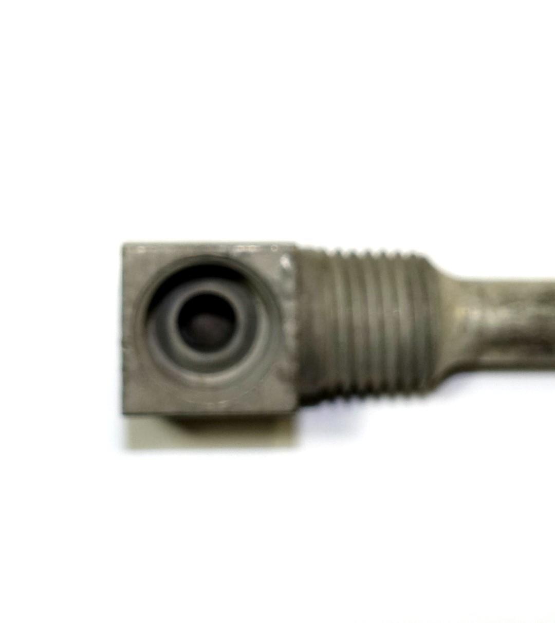HM-966 | 4710-01-203-0615 Fuel Return Tube (4) (Large).JPG