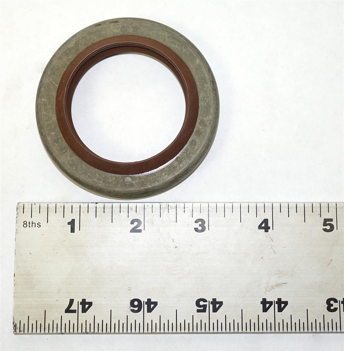 HM-949 | 5330-01-174-8145 Differential Output Shaft Seal for HMMWV NOS (4).JPG