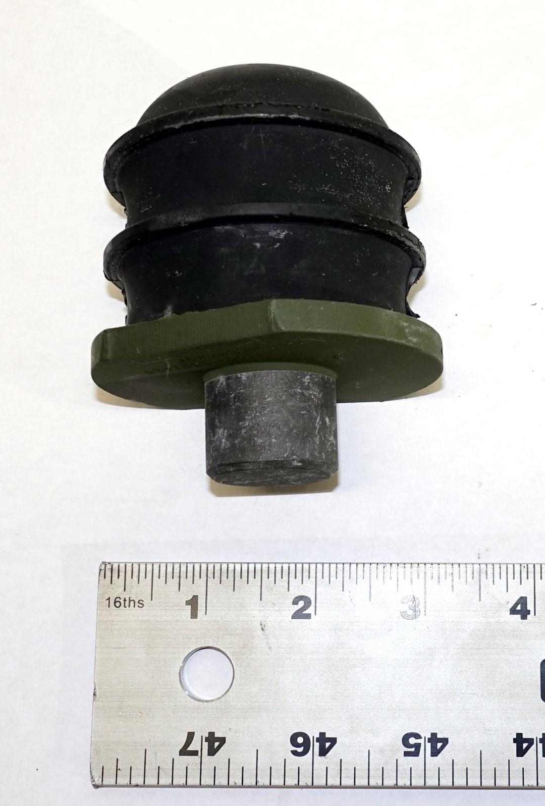 SP-1972 | 5340-01-342-6903 Bumper for M119 Light Towed 105MM Howitzer NOS (6)-001.JPG