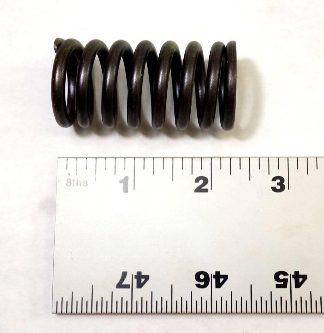 HM-805 | 5360-01-476-6291 Transmission Rear Servo Accumaltor Spring for HMMWV with 4L80E Transmission NOS (4).JPG