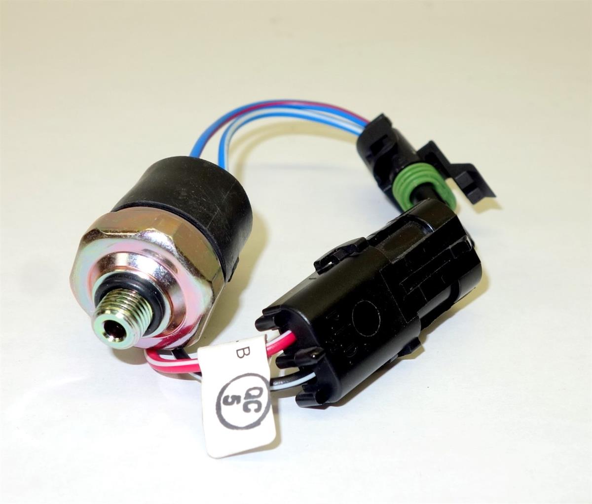 HM-741 | 5930-01-420-8153 Air Conditioner Pressure Switch for M1114 HMMWV NOS (5).JPG