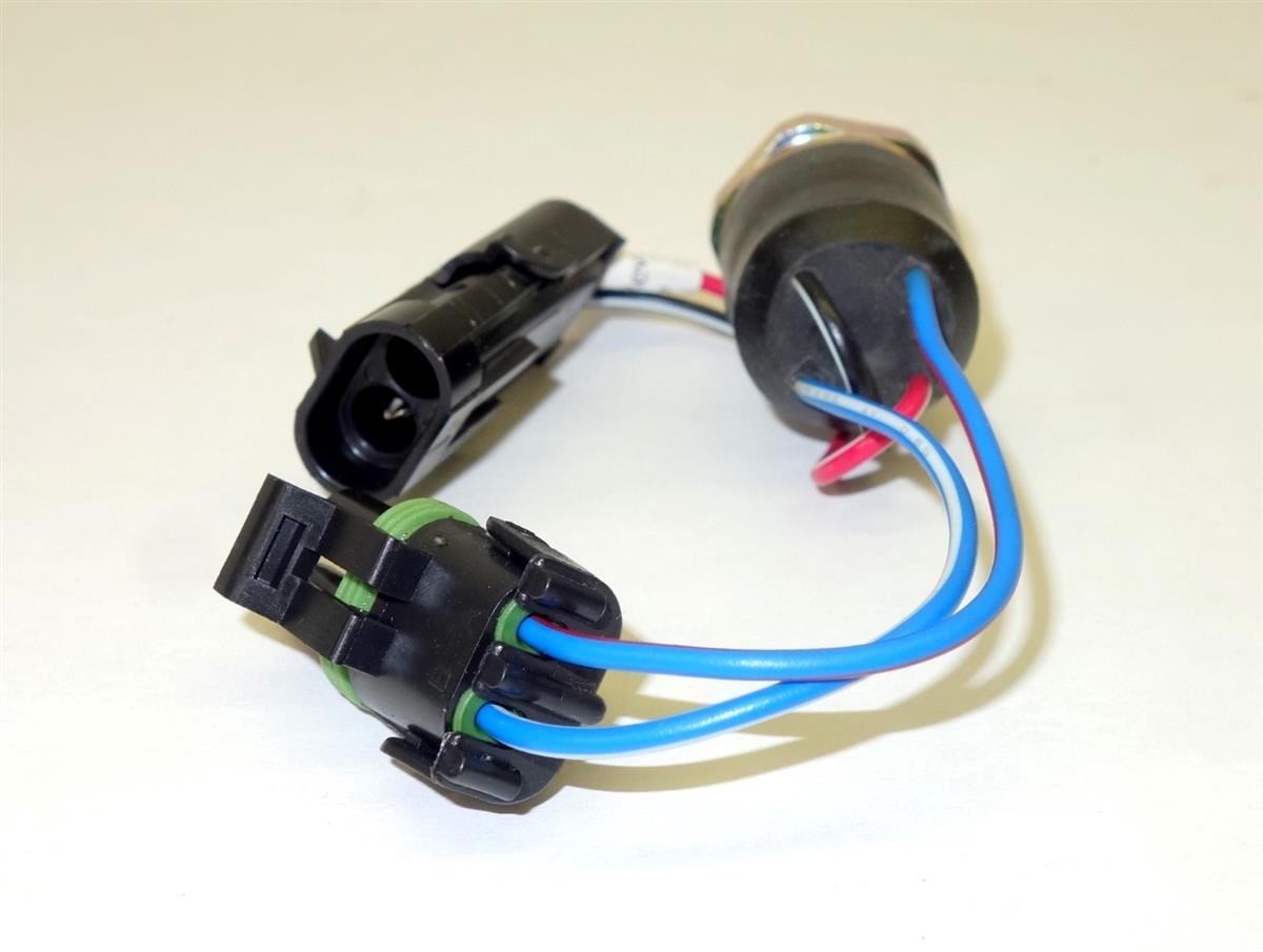 HM-741 | 5930-01-420-8153 Air Conditioner Pressure Switch for M1114 HMMWV NOS (6).JPG