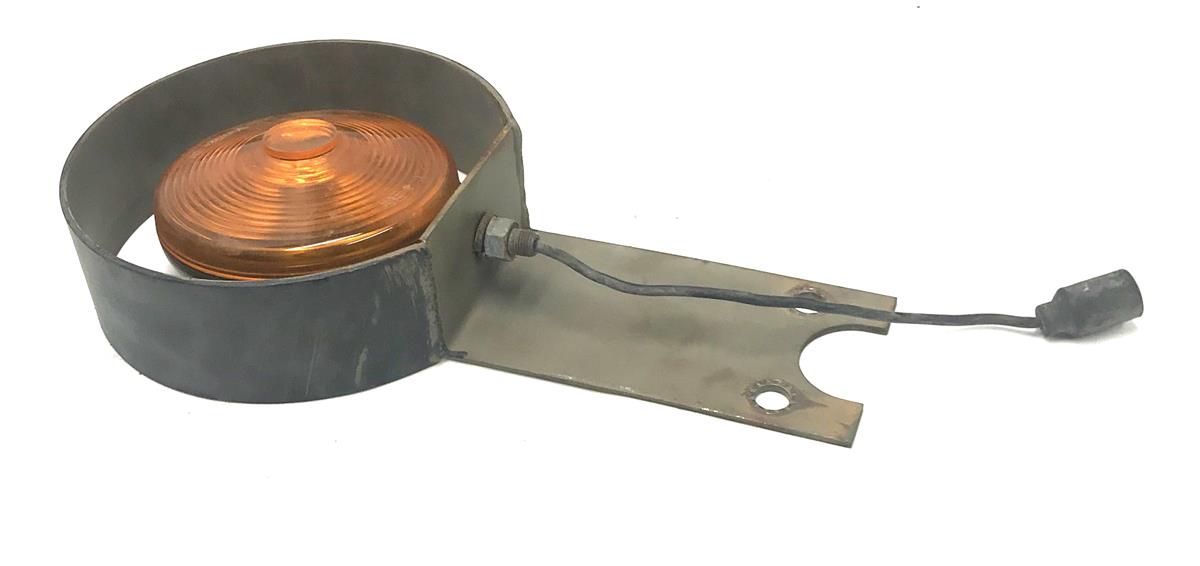 5T-1022 | 5T-1022  Directional Lollipop Light With Bracket (2).jpg
