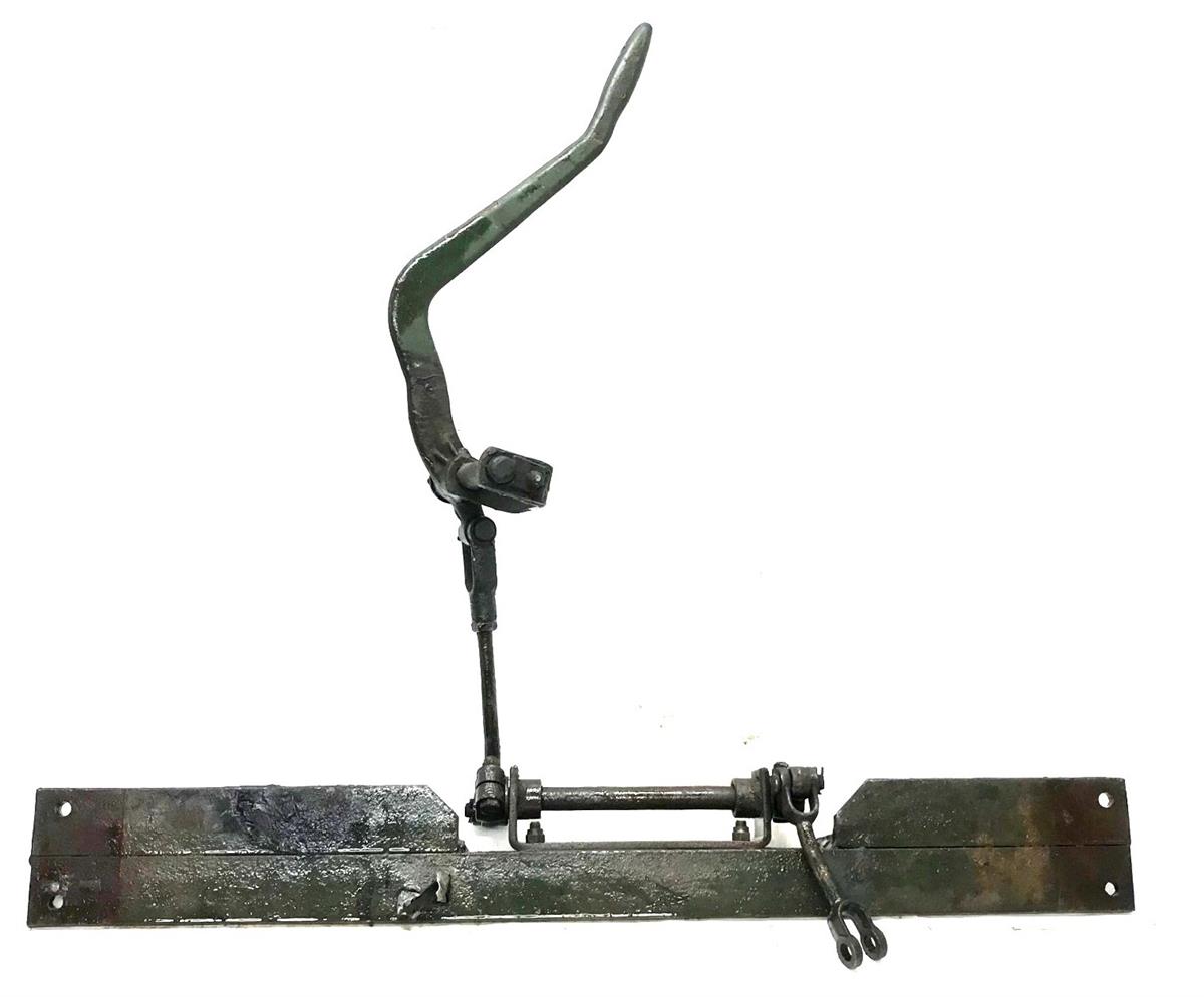 5T-1050 | 5T-1050  Transfer Case Handle and Transfer Linkage Support Bracket M809  (11).jpg