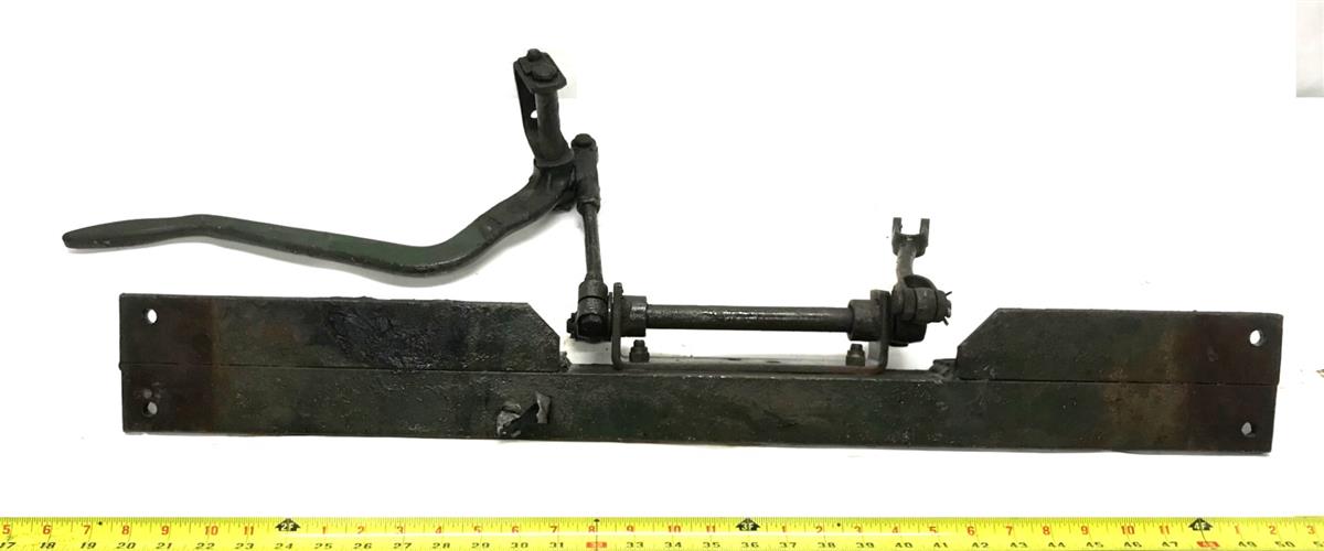 5T-1050 | 5T-1050  Transfer Case Handle and Transfer Linkage Support Bracket M809  (15).jpg