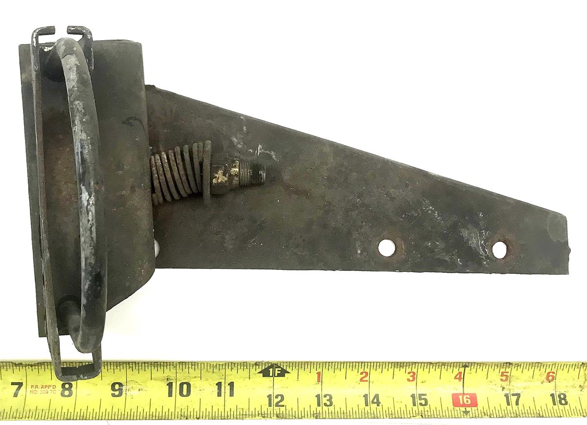 5T-1061 | 5T-1061  Vertical Exhaust System Angle Bracket M809 (2).jpg