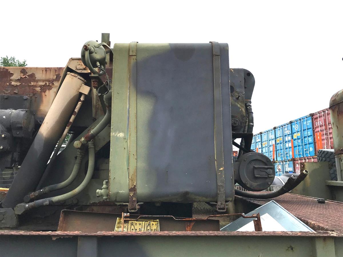 5T-1074 | 5T-1074 Hydraulic Systems Oil Tank Used (3).jpg