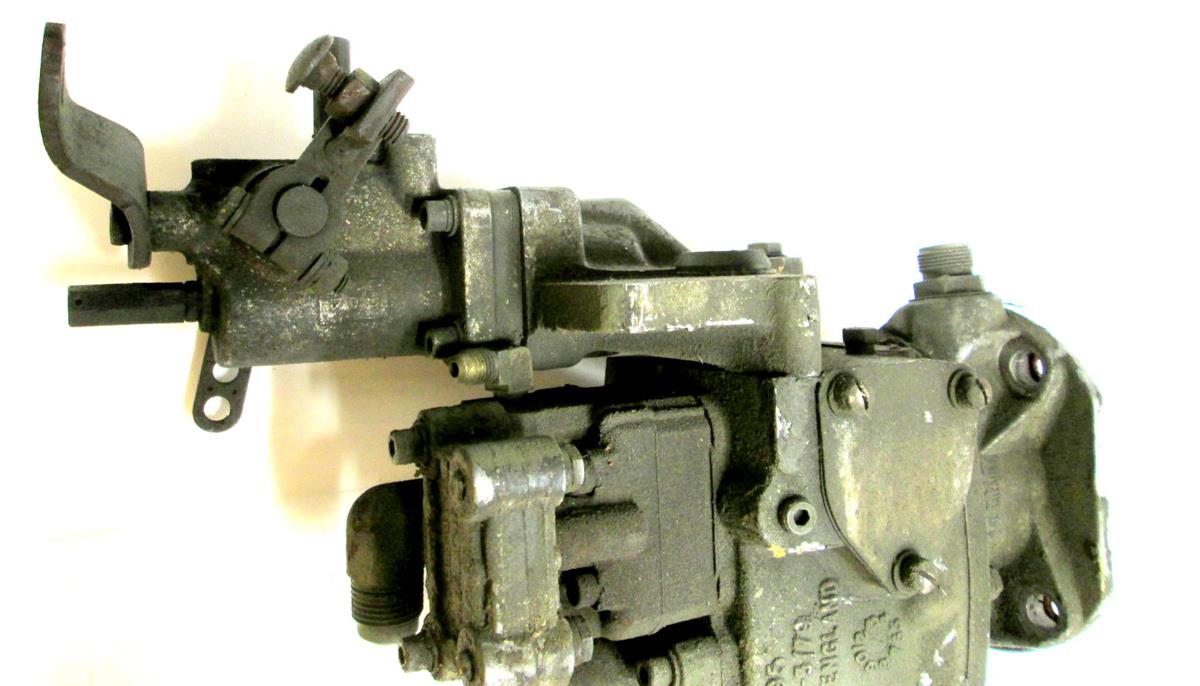 5T-1096 | 5T-1096 Fuel Injection Pump MVS For Cummins NHC250 PT Style with Air Governor Update (21).JPG