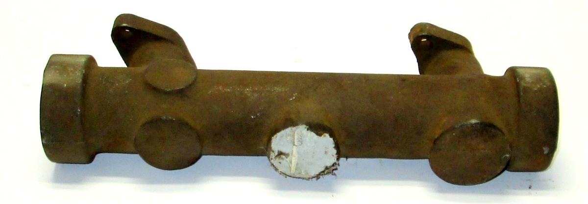 5T-2077 | 5T-2077 Center Water Cooling Manifold Section for Cummins NHC250 Diesel Engine M809 M939   (21).JPG