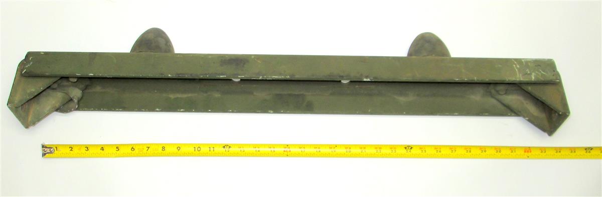 5T-2083 | 5T-2083 Front Hood Guard Mounting Bracket with NonMetallic Bumpers M809 M939A1 M939A2 (2).JPG
