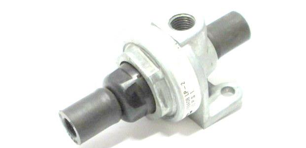 5T-2088 | 5T-2088 Low Air Pressure Switch M809 (7).JPG