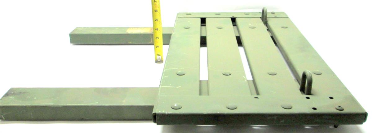 5T-2092 | 5T-2092 Side Rack Gate Assembly For Cargo Bed with Drop Down Sides M813 M923 M925 M939A1 M939A2(28).JPG